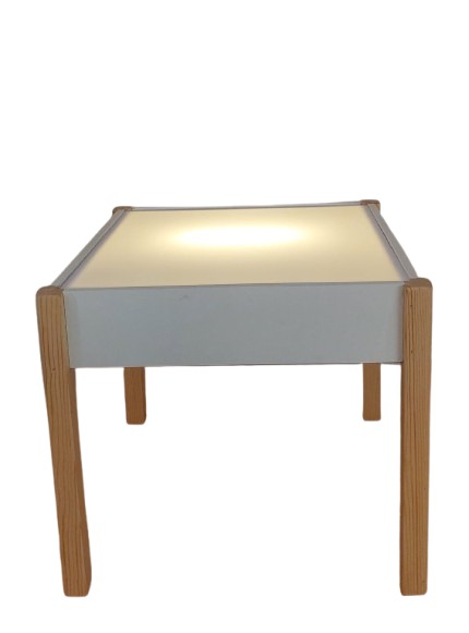 Samjho Light Table
